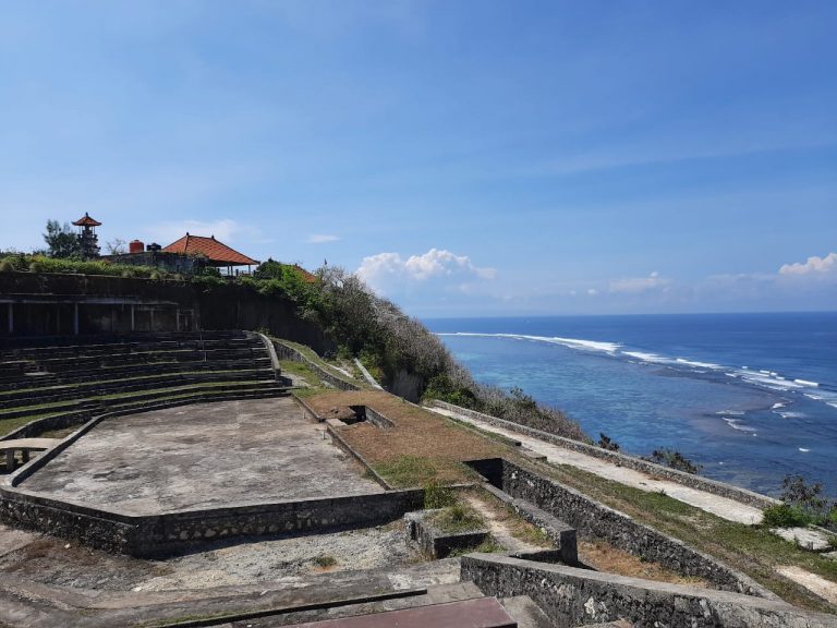 Pantai Gunung Payung