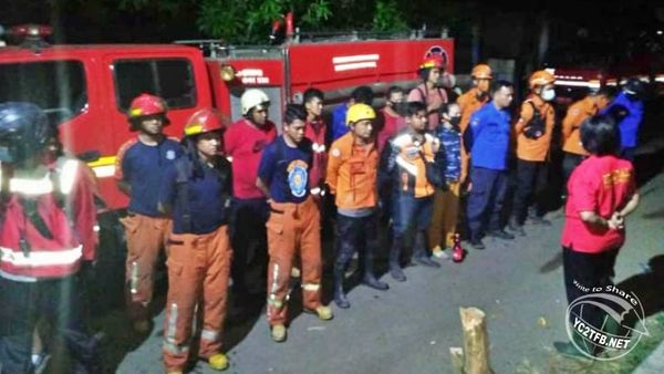 Dinas Pemadam, BPBD Kab. Kendal, CORE ORARI Lokal Kendal, PMI Kab. Kendal, Pramuli Kasela, Polsek dan Koramil setempat dan juga dibantu warga.