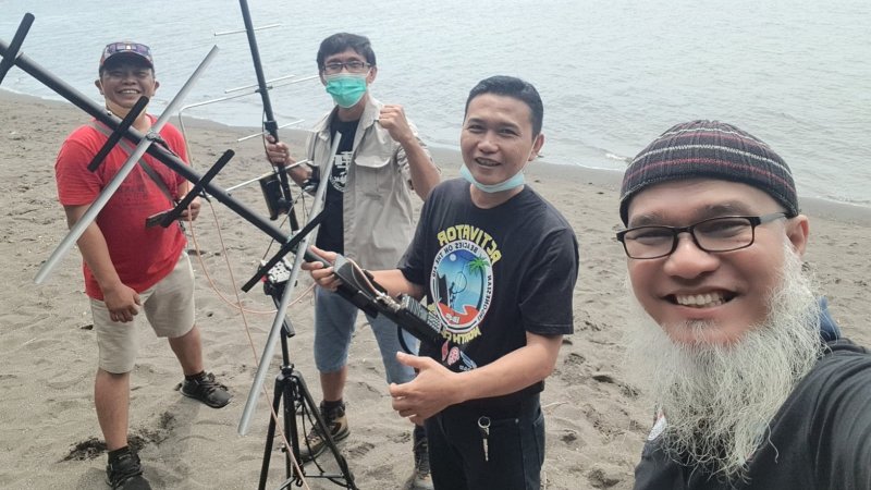 Qrv Fox-1B AO-91 Bota Tanjung Merah - Bitung 0302z