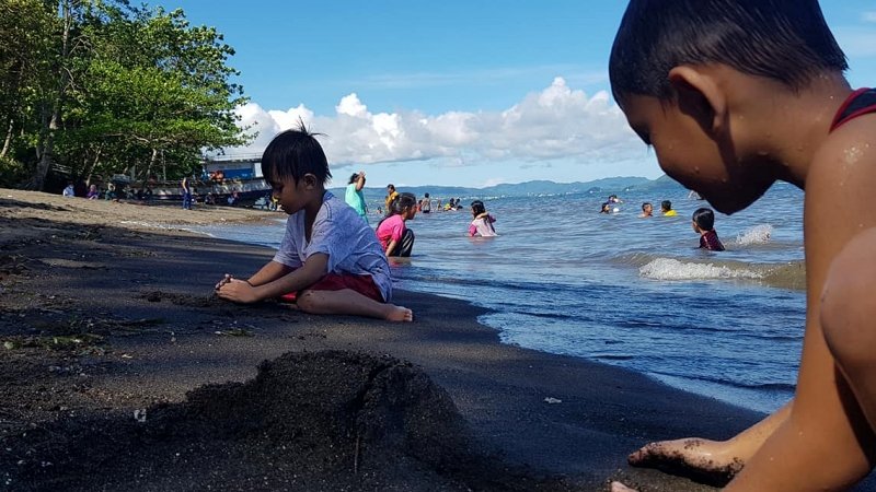Pantai Tanjung Merah Ria - Bitung -Sulawesi Utara