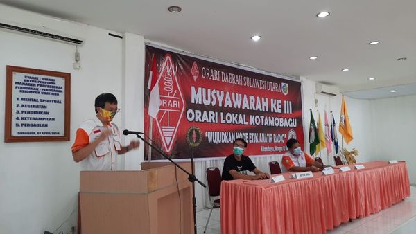 Dr. Ing. Wahyudi Hasbi (YC1PRY) Plt. Kepala Pusat Teknologi Satelit Organisasi Penerbangan dan Antariksa – BRIN.