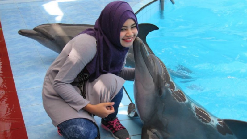 Terapi Lumba-Lumba di Pantai Sendang Sekucing Rowosari Kendal