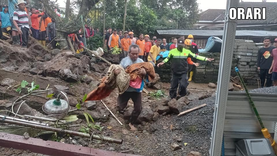 Longsor di Ngargoyoso, Karanganyar