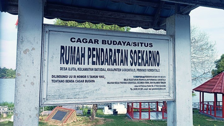 Cagar Budaya Pendaratan Soekarno di Danau Limboto
