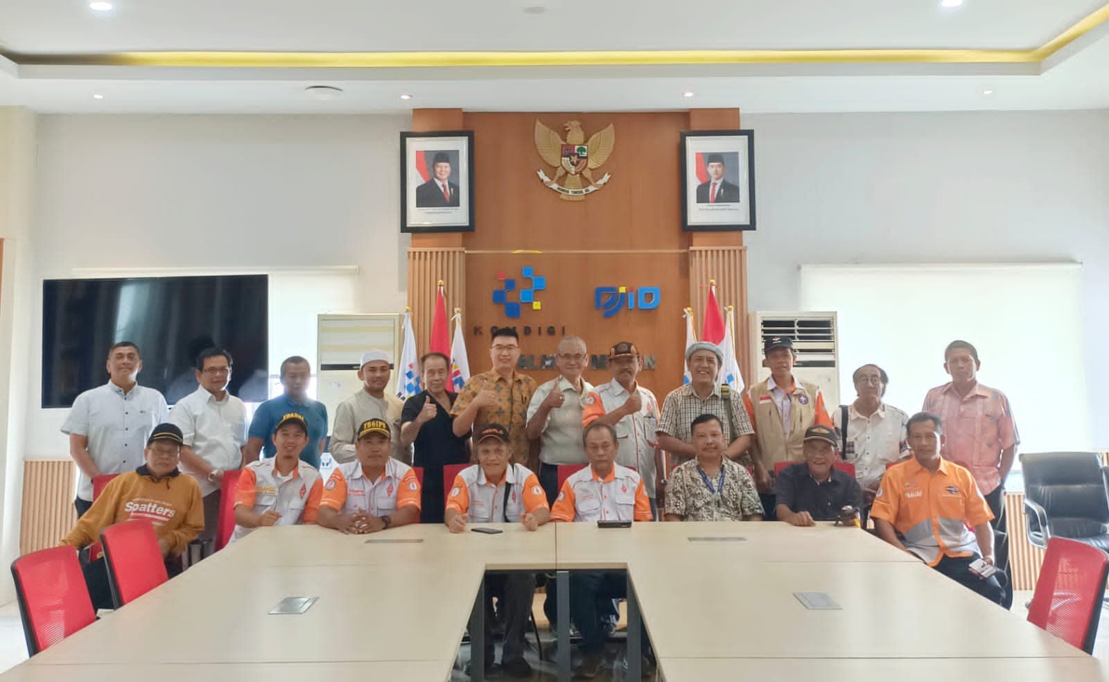 Peserta dan jajaran pengurus ORARI dan Balmon pada UNAR Balmon Medan April 2026