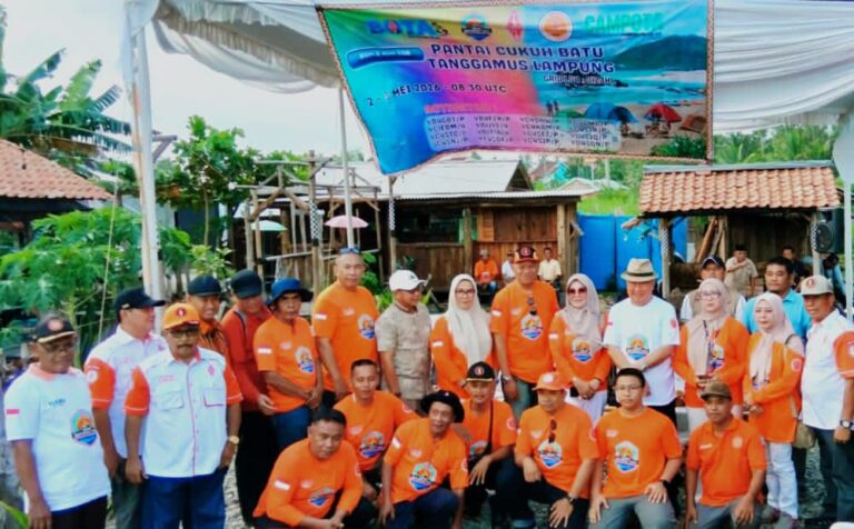 ORARI DXpedition Team menggelar Camping On The Air (CAMPOTA) dan Beaches On The Air (BOTA) di Pantai Cukuhbatu, Kotaagung,Tanggamus, Lampung.
